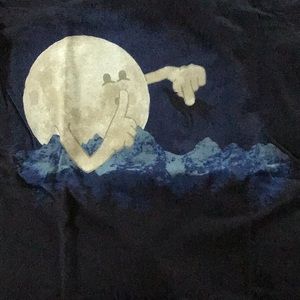 Threadless short sleeved t-shirt